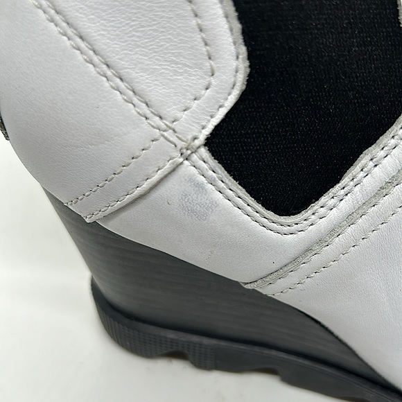 Sorel Joan Uptown Waterproof Leather Chelsea Ankle Boots Shoes **Size 7** 🌸🌸 - Picture 10 of 11